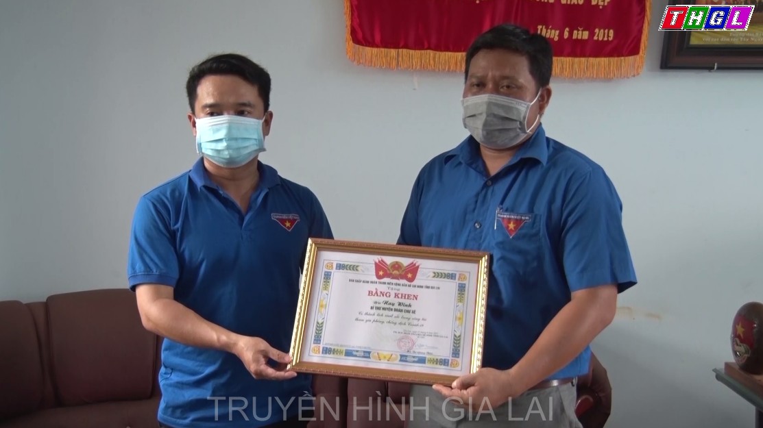 Tỉnh đoàn Gia Lai tặng Bằng khen Gương người tốt tháng 6/2021