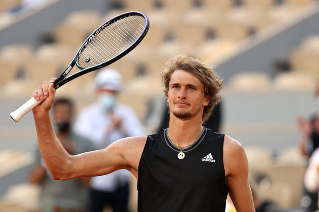 Dễ dàng thắng Fokina, Alexander Zverev giành quyền vào bán kết Pháp mở rộng 2021