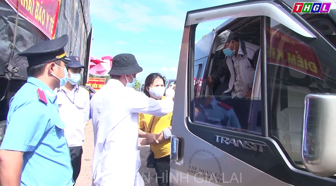 Nỗ lực phòng, chống dịch Covid-19 tại các chốt kiểm soát