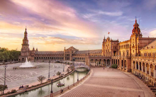 EU bắt đầu cho phép du khách quốc tế nhập cảnh