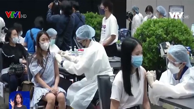 Thái Lan bắt đầu chiến dịch tiêm vaccine trên toàn quốc