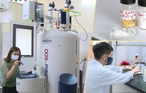 Việt Nam tổng hợp thành công nguyên liệu thuốc điều trị COVID-19