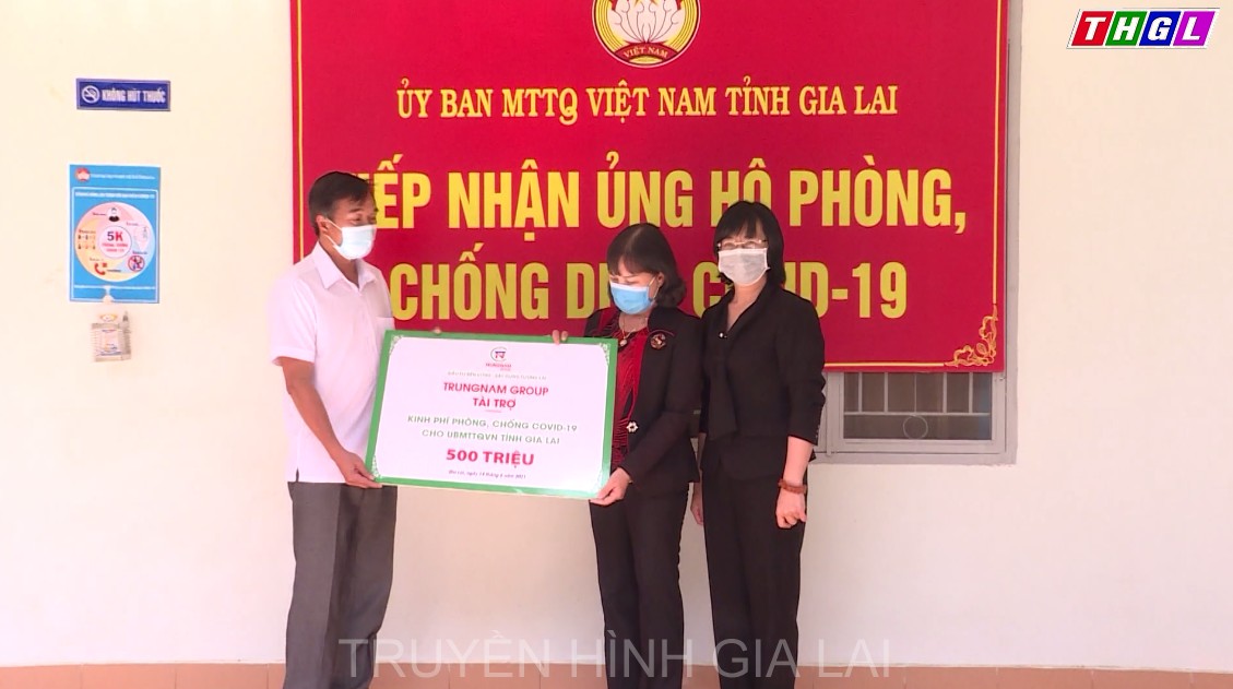 Uỷ ban MTTQVN tỉnh tiếp nhận ủng hộ phòng, chống dịch Covid-19