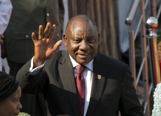 Nam Phi gia hạn phong tỏa toàn quốc cấp độ 4