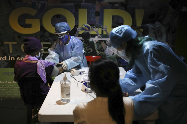 Campuchia phong tỏa 8 tỉnh giáp Thái Lan,Trung Quốc có ca mắc cộng đồng đầu tiên sau gần 6 tháng