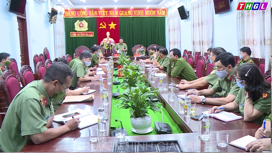 Giám đốc Công an tỉnh chỉ đạo một số nhiệm vụ phòng chống dịch của lực lượng Công an toàn tỉnh