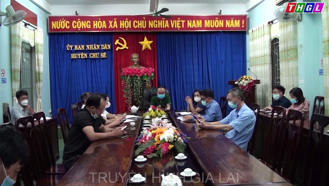 Chư Sê họp khẩn triển khai các biện pháp phòng, chống dịch liên quan đến 2 trường hợp dương tính với vi rút SARS-CoV-2
