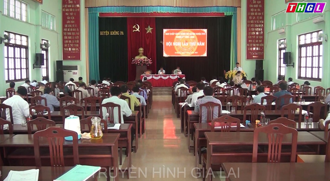 Ban Chấp hành Đảng bộ huyện Krông Pa thông qua Nghị quyết chuyên đề về ứng dụng KHCN trong sản xuất nông nghiệp.