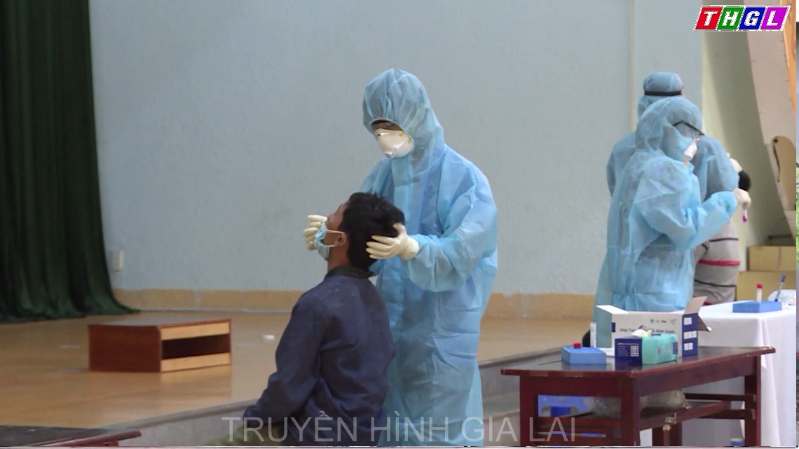 Triển khai lấy mẫu xét nghiệm sàng lọc SARS-CoV-2 đối với lái xe vận tải hành khách, vận tải hàng hóa