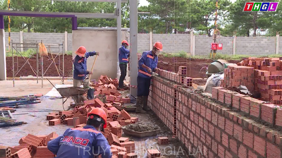 Ngân hàng CSXH tỉnh giải quyết chính sách hỗ trợ người sử dụng lao động vay vốn để trả lương ngừng việc, trả lương phục hồi sản xuất theo Nghị quyết 68, Nghị quyết 32 của Thủ tướng Chính phủ