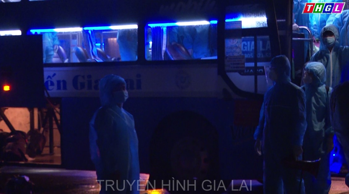 Nhân lên niềm hạnh phúc khi trở về địa phương