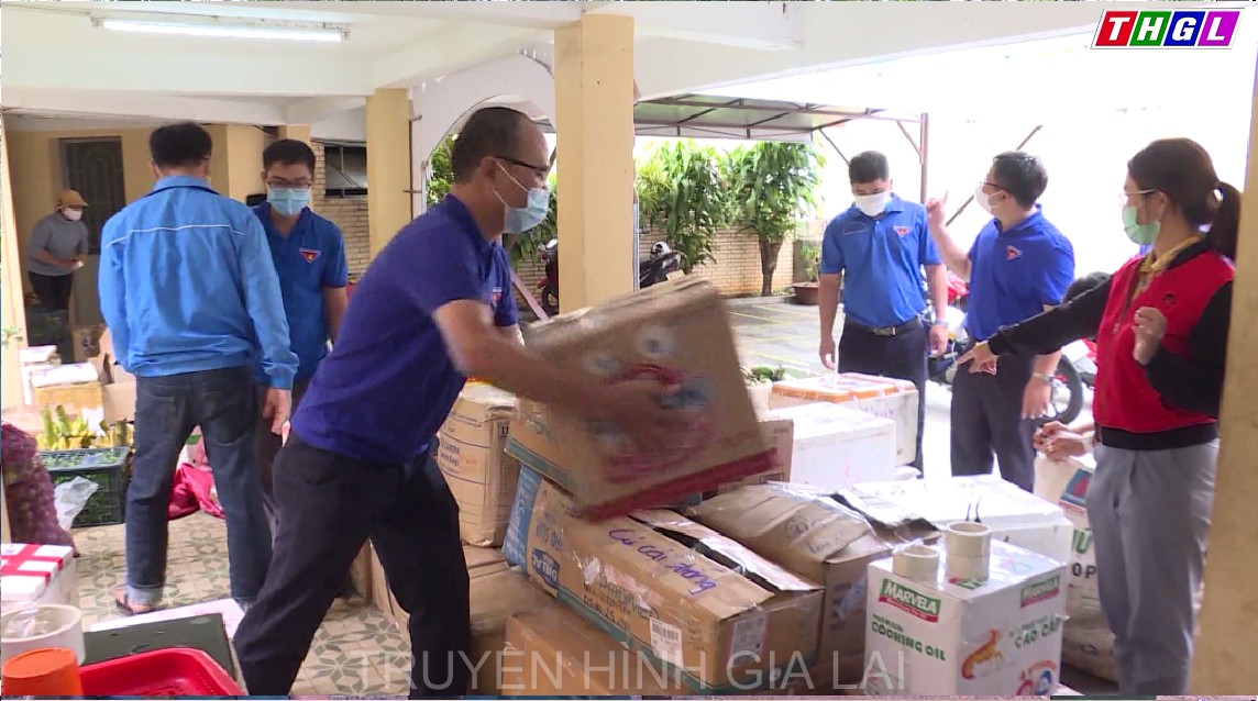 Nhiều tổ chức, cá nhân đồng lòng, ủng hộ công tác phòng, chống dịch bệnh