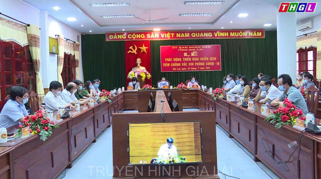 Bộ Y tế phát động triển khai chiến dịch tiêm chủng vắc xin phòng Covid – 19