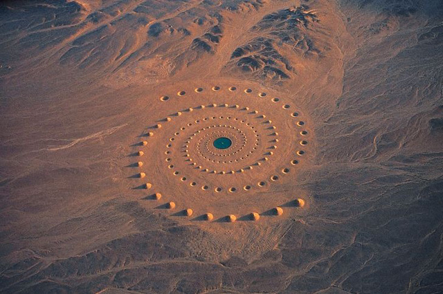 6 thứ kỳ lạ nhất từng được tìm thấy tại sa mạc