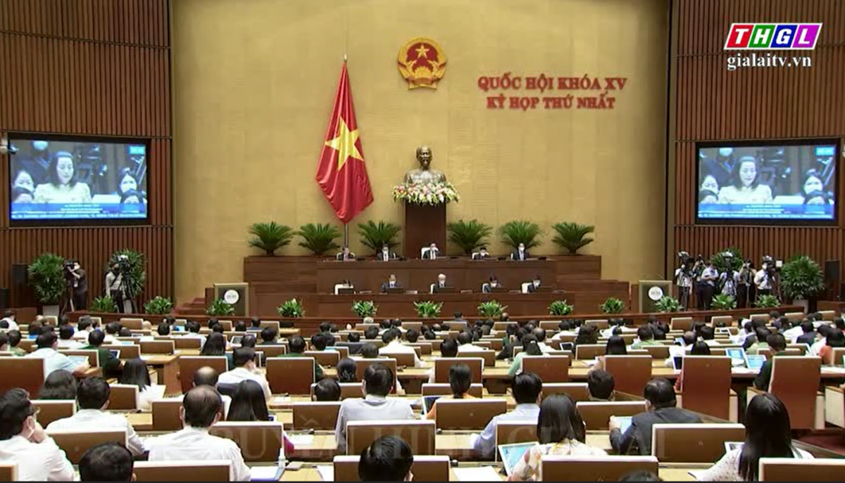 Quốc hội thảo luận về kinh tế – xã hội, phòng chống COVID-19