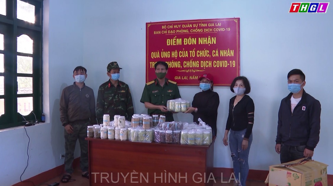  Nhóm Thiện nguyện Nhân Tâm hỗ trợ các trung tâm cách ly