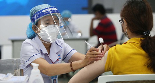 Nỗ lực “ngoại giao vaccine”