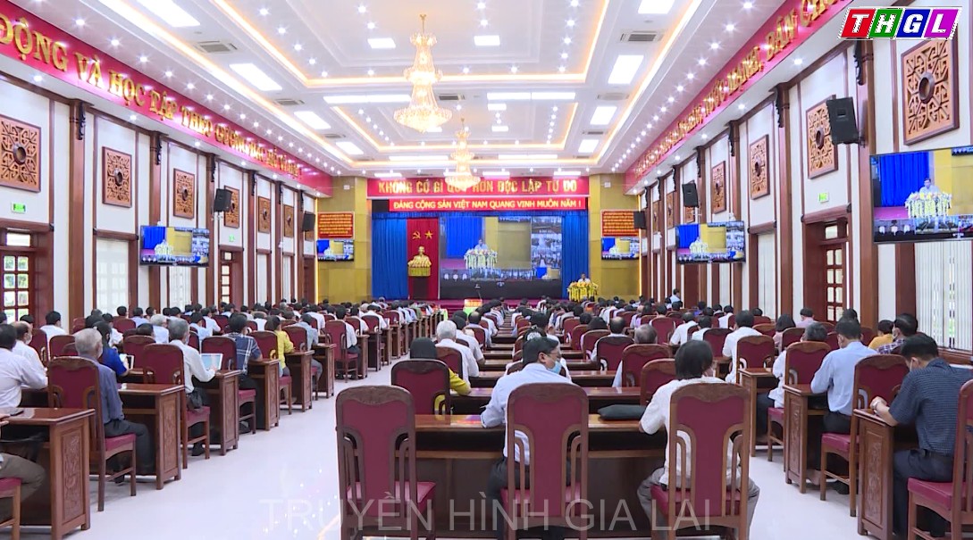 Ủy viên BCH Trung ương Đảng, Bí thư Tỉnh ủy, Chủ tịch HĐND tỉnh Gia Lai Hồ Văn Niên thông báo nhanh kết quả Hội nghị lần thứ 3, Ban Chấp hành Trung ương Đảng khóa XIII