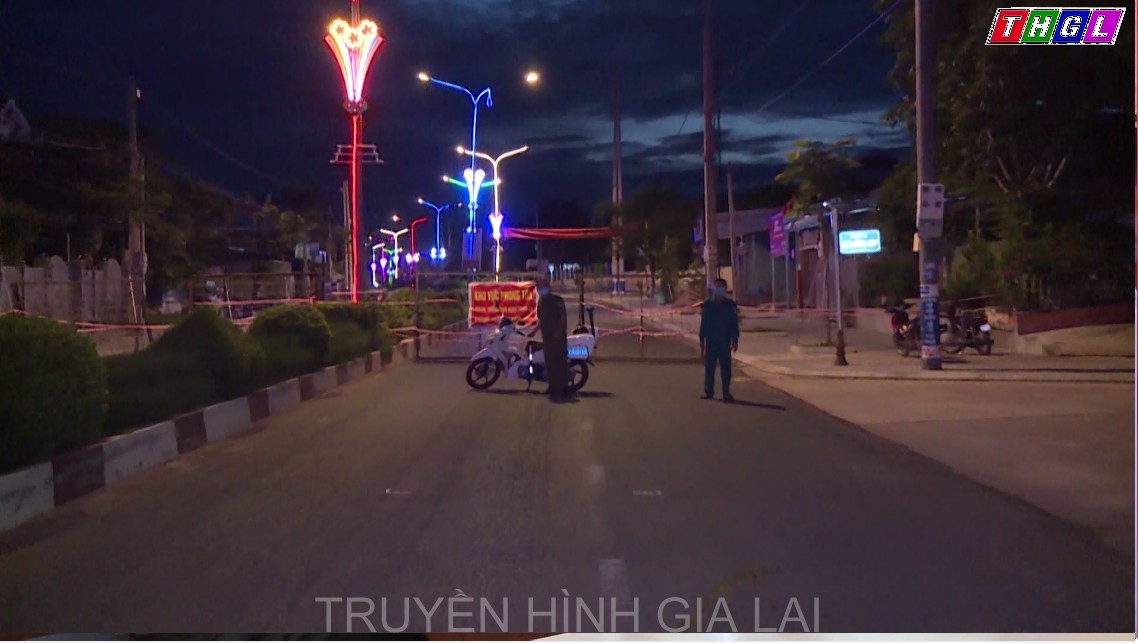 Huyện Krông Pa thực hiện nghiêm lệnh phong tỏa thị trấn Phú Túc