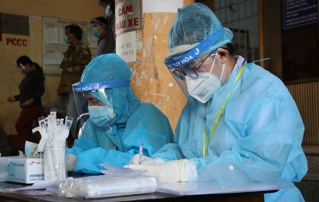 Thủ tướng yêu cầu các địa phương thống kê nhân lực y tế phòng dịch