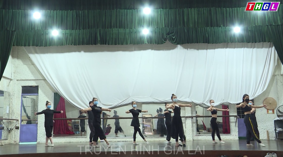 Nghị quyết 68 và niềm vui của các nghệ sỹ