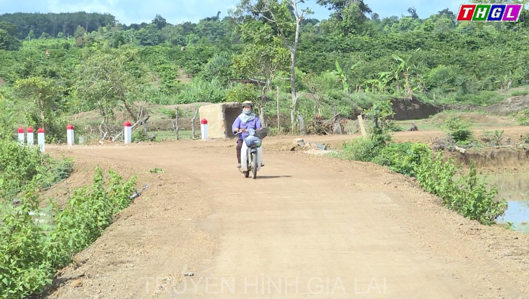 Khi những con đường giao thông nội đồng được hoàn thành