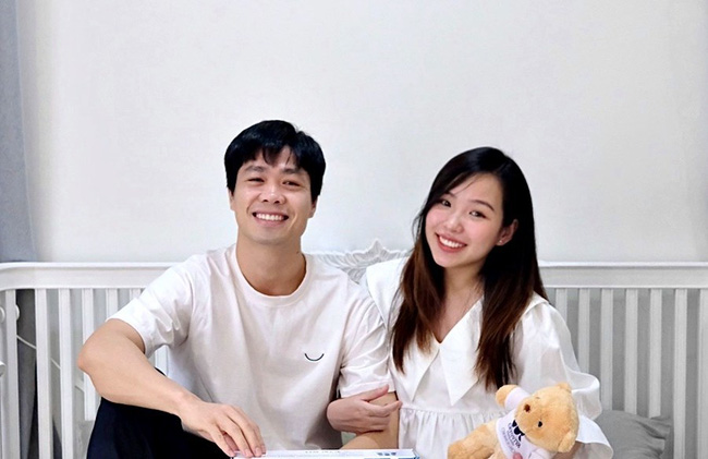 Công Phượng lên chức bố