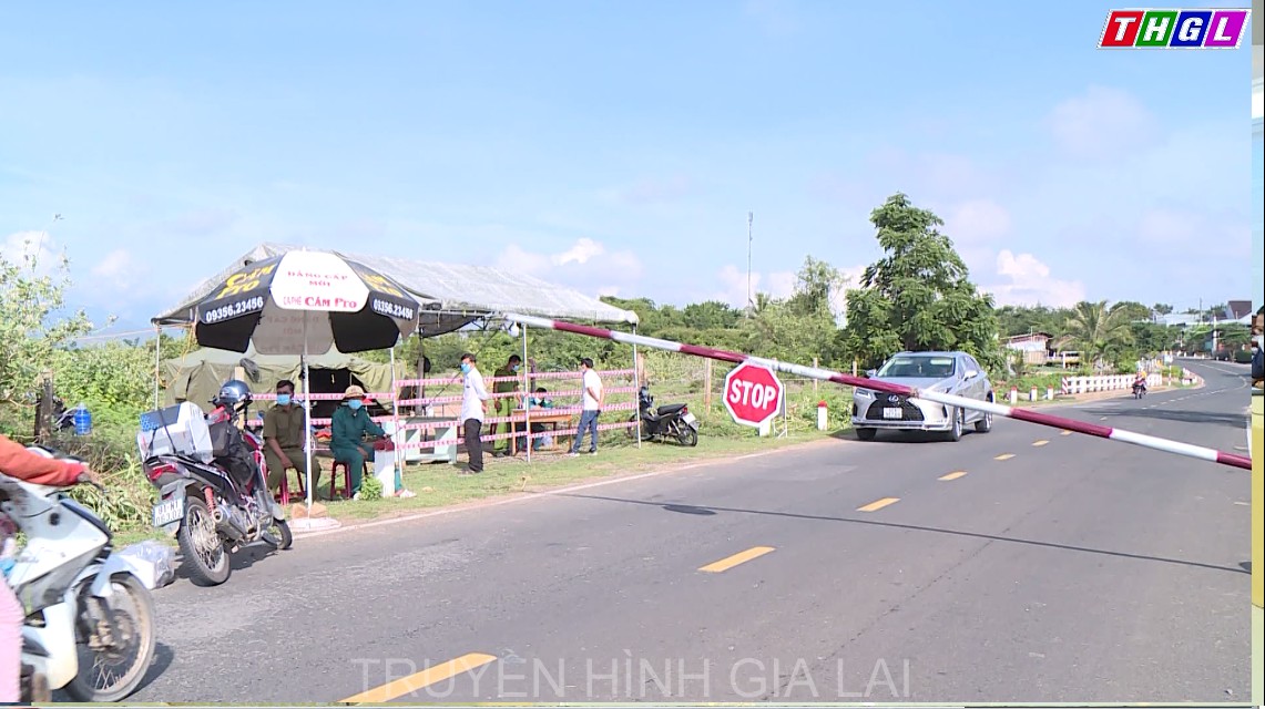 Ngày đầu tiên thị trấn Phú túc (huyện Krông Pa)  thực hiện Chỉ thị số 16 của Thủ tướng Chính Phủ