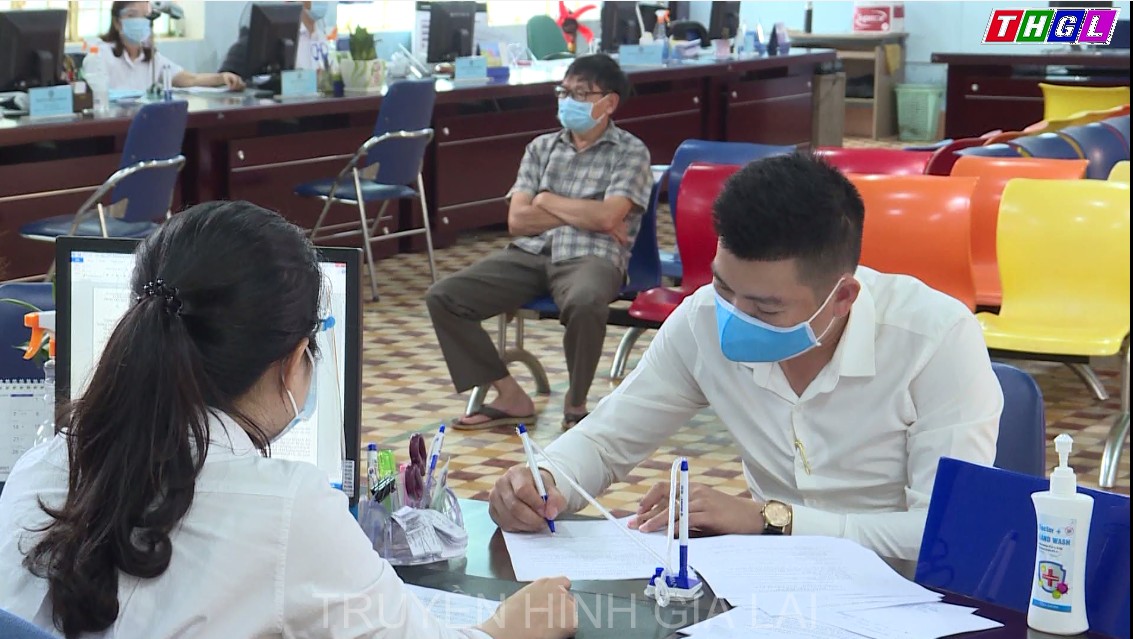 Thị trường lao động tiếp tục bị ảnh hưởng bởi dịch Covid-19