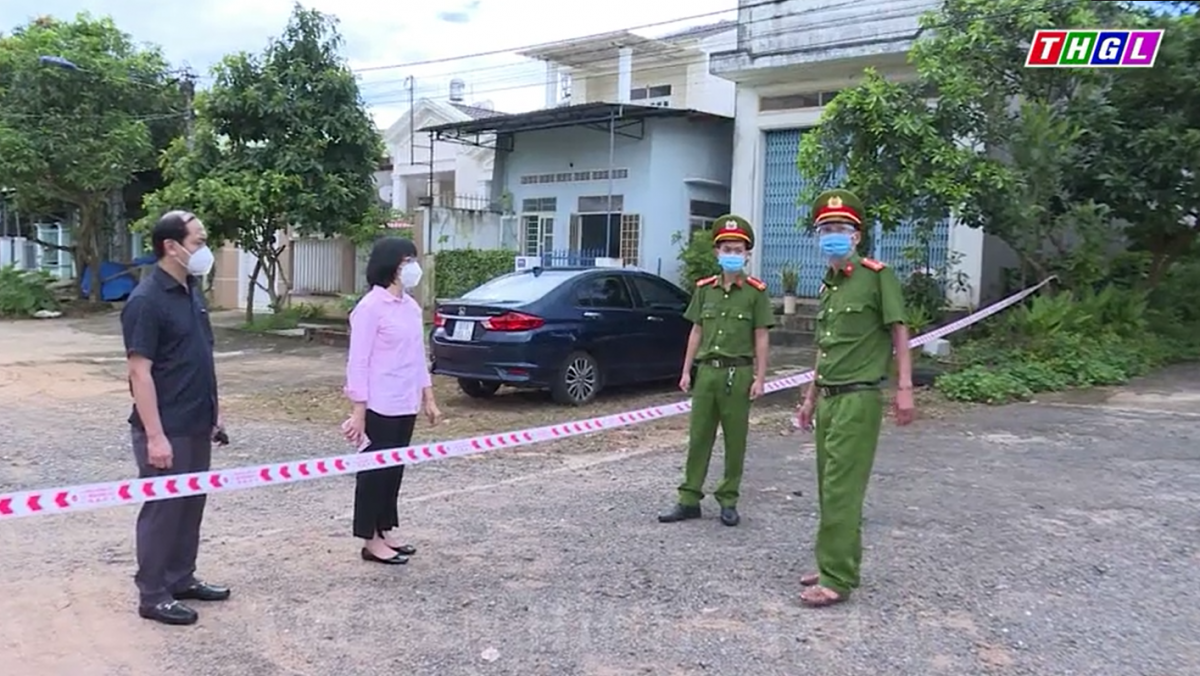 Phó Chủ tịch UBND tỉnh Nguyễn Thị Thanh Lịch kiểm tra công tác phòng, chống dịch