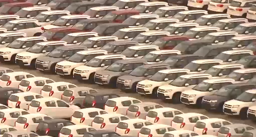 Ngành công nghiệp ô tô thế giới chao đảo vì thiếu chip