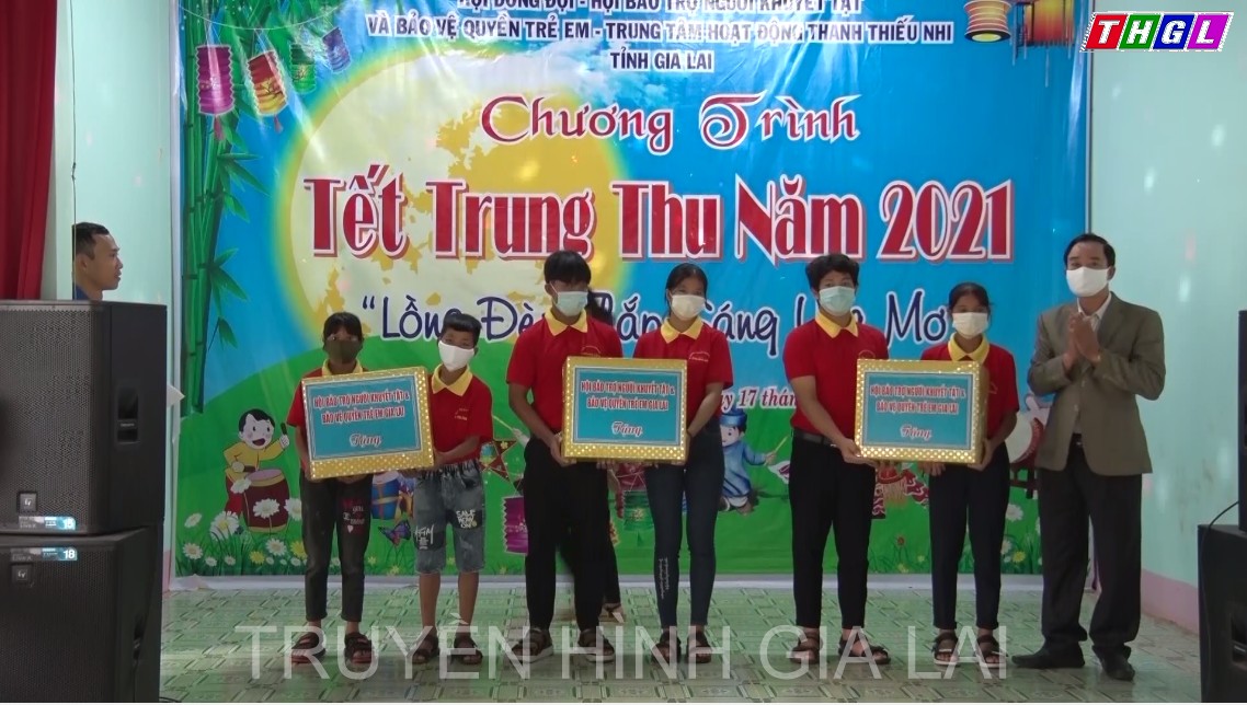 Trao 628 phần quà Trung thu cho thiếu nhi nghèo
