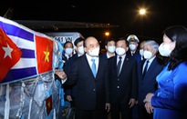 Chủ tịch nước dự Lễ bàn giao vaccine và trang thiết bị y tế từ chuyến công tác tại Cuba và Hoa Kỳ