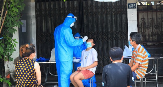 Không bắt buộc xét nghiệm COVID-19 đối với trẻ em dưới 12 tuổi