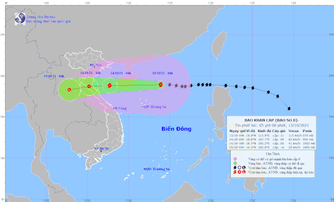 Bão số 8 cách quần đảo Hoàng Sa khoảng 270km, giật cấp 14