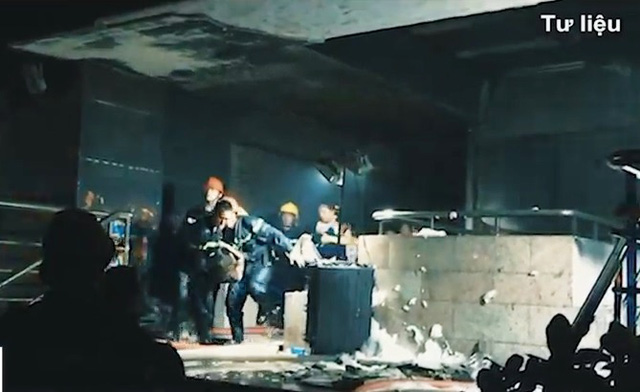 Những người lính tôi luyện trong lửa đỏ