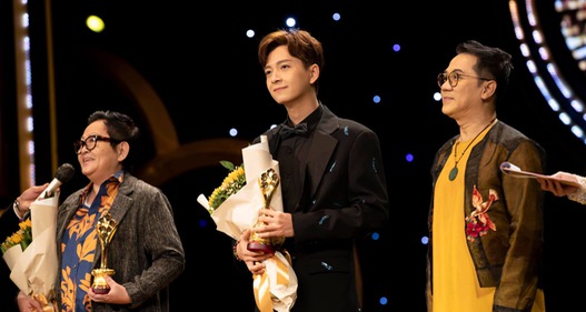 Mai vàng 2021: Ngô Kiến Huy nhận cú đúp, NSND Kim Cương được vinh danh “Nghệ sĩ trọn đời vì cộng đồng”