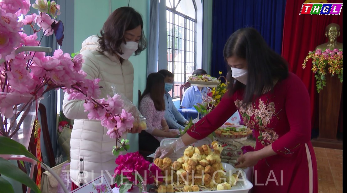 Ia Grai: Hội thi làm bánh thuẫn, mứt truyền thống