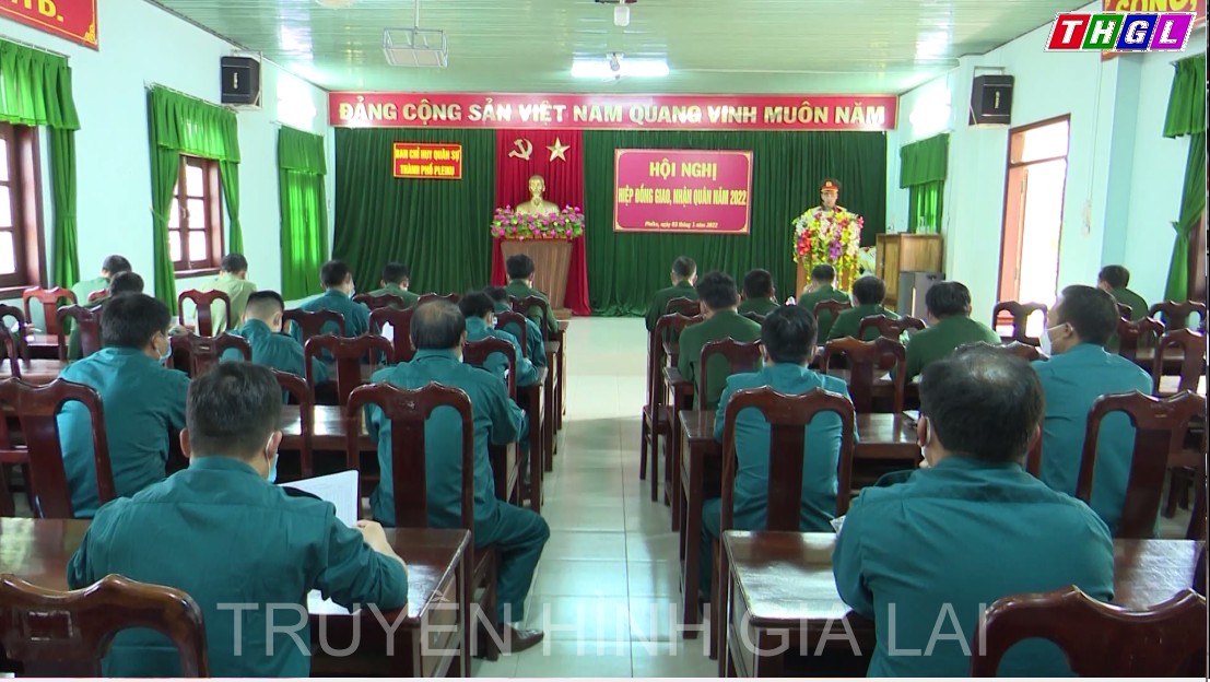 Ban Chỉ huy Quân sự TP. Pleiku tổ chức Hội nghị hiệp đồng giao, nhận quân năm 2022