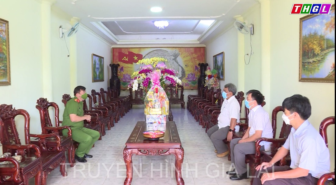 Đồng chí Hồ Văn Điềm – Uỷ viên BTV Tỉnh ủy, Chủ tịch UBMTTQ Việt Nam tỉnh đi thăm, chúc Tết tại huyện Mang Yang và Đak Đoa