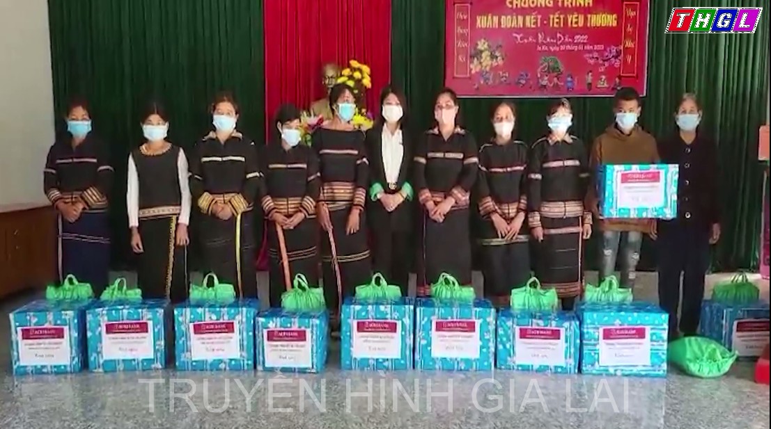 Agribank chi nhánh Gia Lai tổ chức chương trình “Xuân ấm áp – Tết yêu thương”   tại phường Thống Nhất, Tp.Pleiku