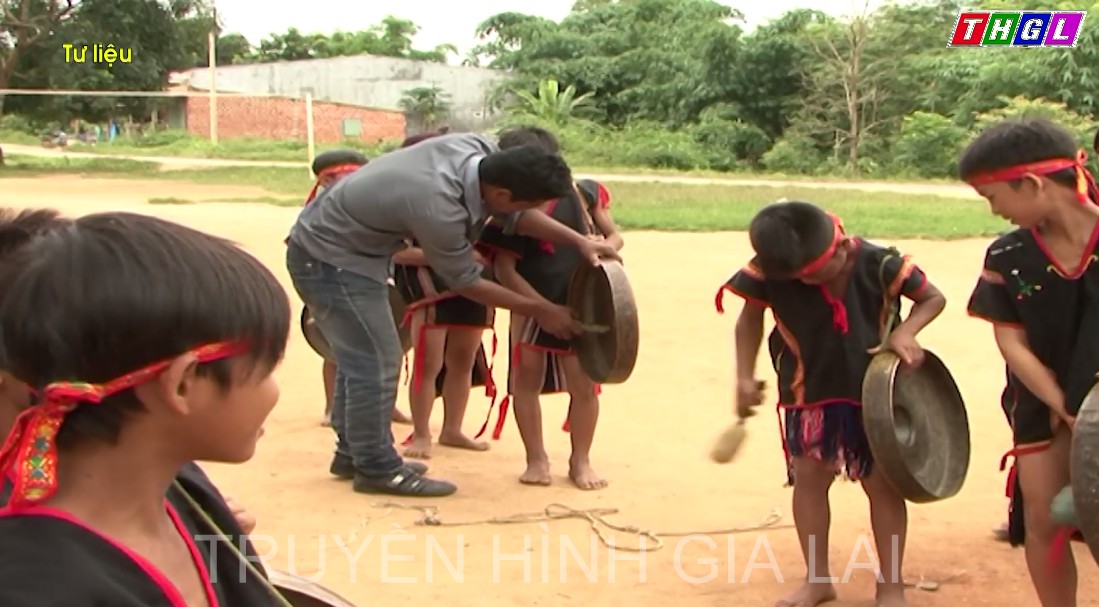 Nghệ nhân Y Xô nhiệt huyết gìn giữ cồng chiêng