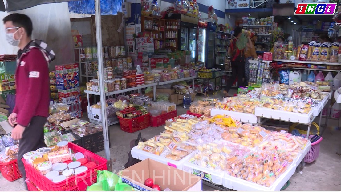 Thị trường bánh mứt Tết kém nhộn nhịp