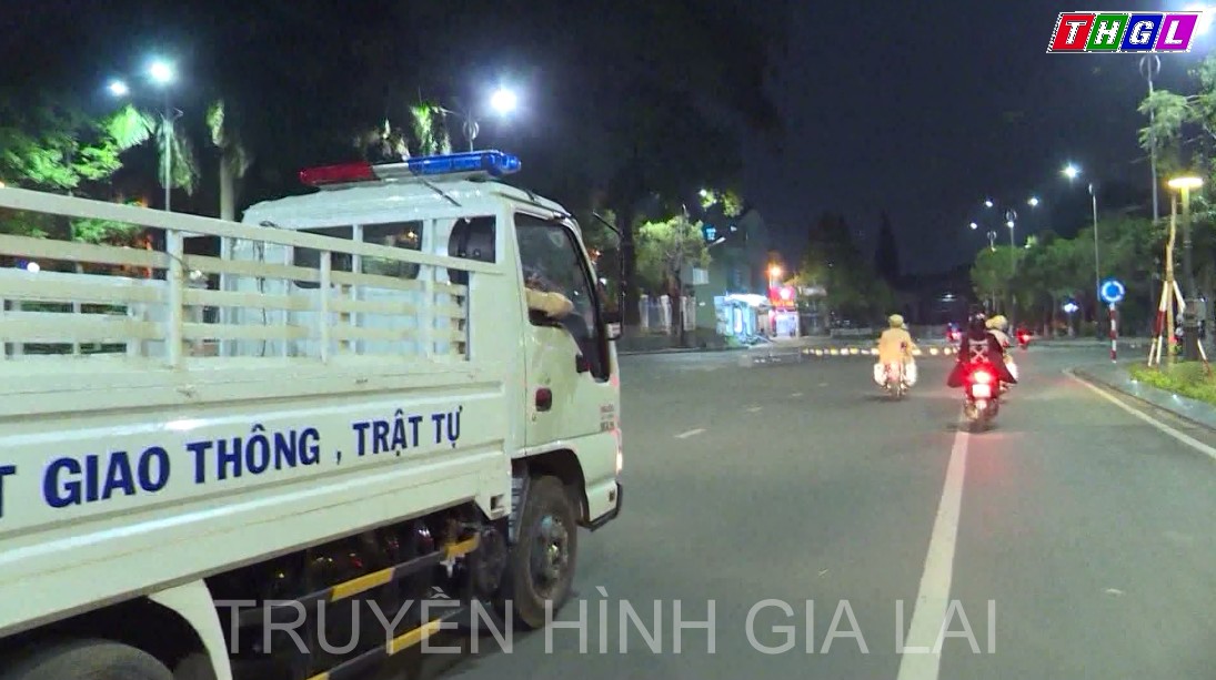 Lực lượng công an trên địa bàn tỉnh Gia Lai phát hiện, xử phạt 34 thanh thiếu niên điều khiển xe mô tô lạng lách đánh võng, nẹt pô
