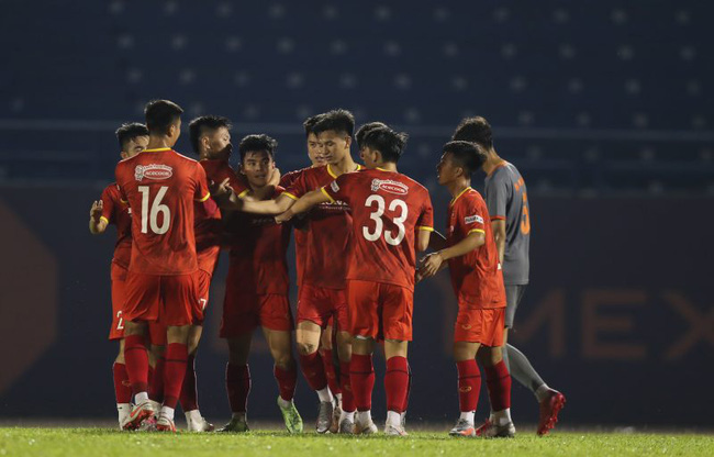 U23 Việt Nam thắng U19 Bình Dương 3-0