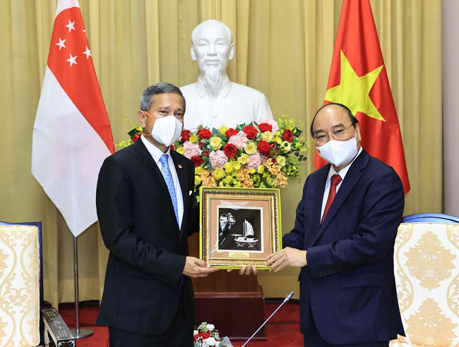 Đưa quan hệ Việt Nam – Singapore lên tầm cao mới