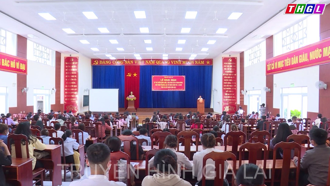 Khai mạc Kỳ thi tuyển công chức, viên chức các cơ quan Đảng, mặt trận Tổ quốc,   các tổ chức chính trị – xã hội tỉnh và cấp huyện của tỉnh Gia Lai năm 2021