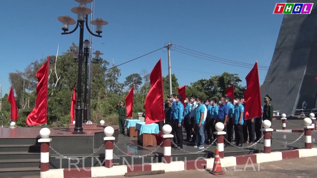 Sôi nổi Ngày hội “Tháng Ba biên giới” và Hành trình “Thanh niên đến cột mốc biên giới quốc gia” năm 2022