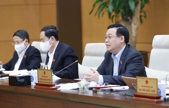 Thực hiện dân chủ ở 3 cơ sở: Xã phường, cơ quan công lập và doanh nghiệp