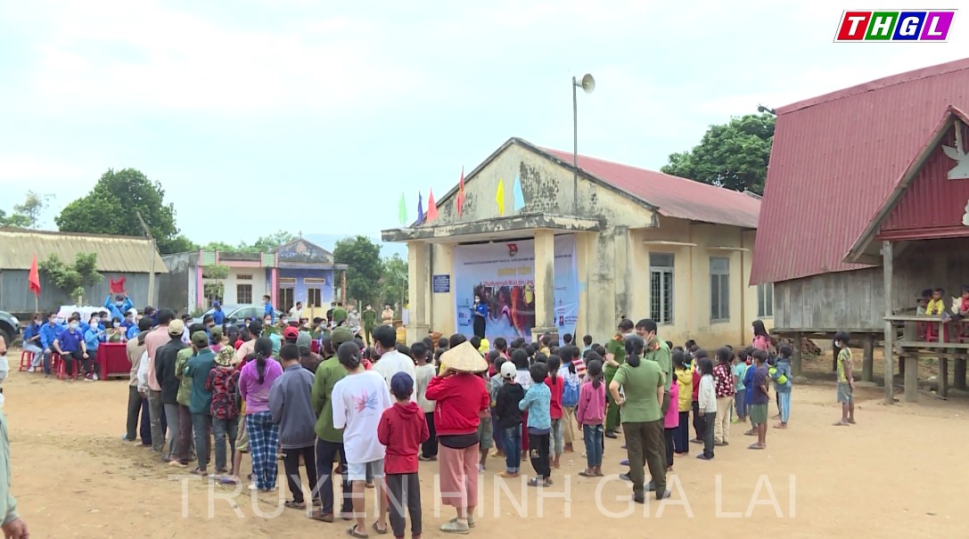 Nghĩa tình ở làng Kret Krot